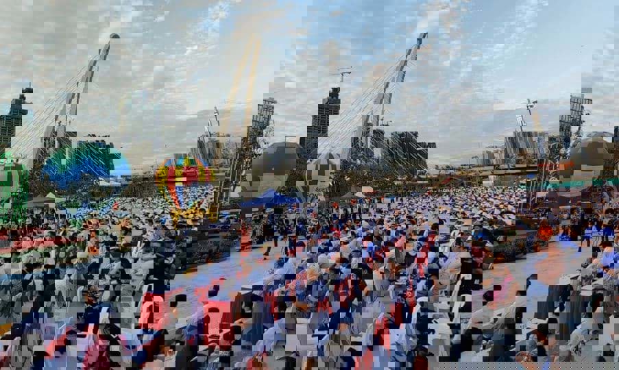 Đại lý cung cấp nước cho công ty, cá nhân tổ chức sự kiện tại khu vực Công viên Bờ sông Sài Gòn (Thủ Thiêm)