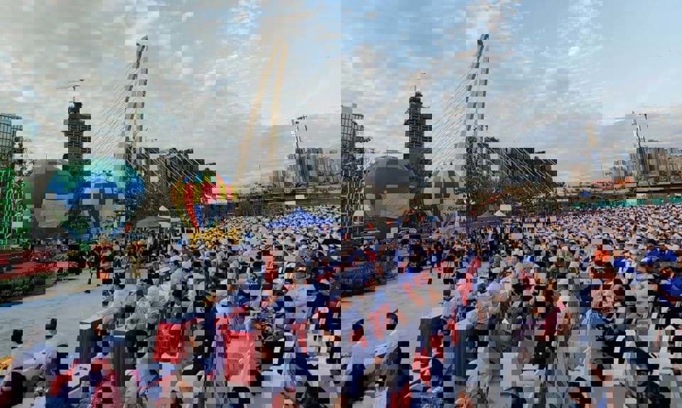 Đại lý cung cấp nước cho công ty, cá nhân tổ chức sự kiện tại khu vực Công viên Bờ sông Sài Gòn (Thủ Thiêm) Đại lý cung cấp nước cho công ty, cá nhân tổ chức sự kiện tại khu vực Công viên Bờ sông Sài Gòn (Thủ Thiêm)