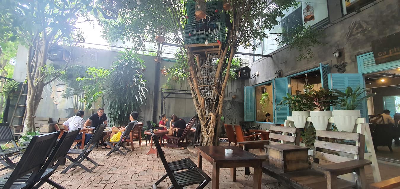 AA Coffee khu ngoài trời