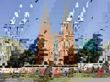 Nhà thờ Đức Bà Sài Gòn: Biểu tượng lịch sử và văn hóa của TP. Hồ Chí Minh