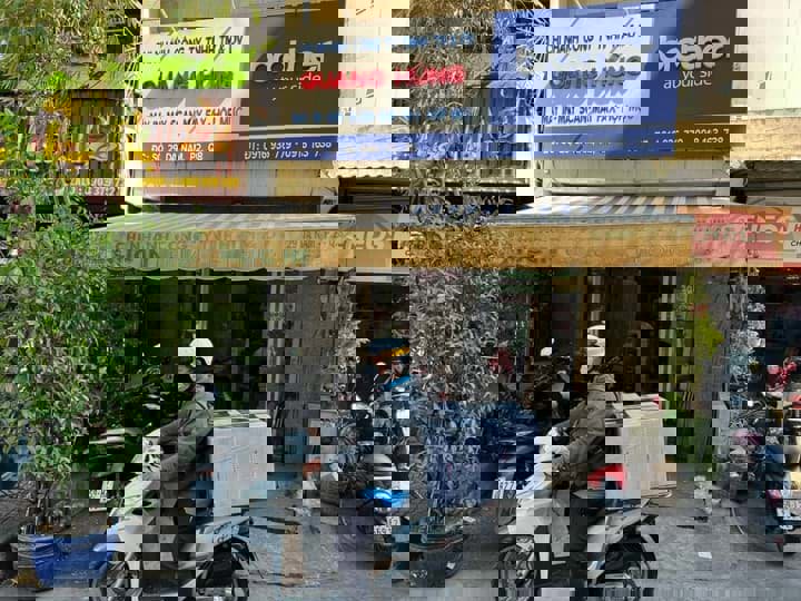 Giới thiệu tổng quan về Công Ty TNHH Thương Mại và Dịch Vụ Tin Học Quang Hùng