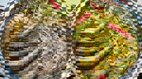 Dưới đây là cách làm món lẩu cá kèo thơm ngon, chuẩn vị miền Tây