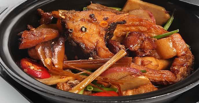 Hướng dẫn cách làm món Cá chép kho riềng Hướng dẫn cách làm món Cá chép kho riềng