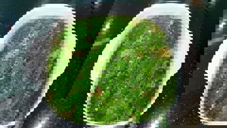 Hướng dẫn cách làm món Canh cá chép nấu rau cải