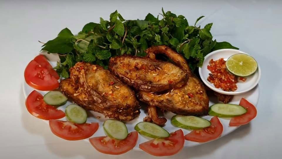 Hướng dẫn làm món Cá chép nướng muối ớt Hướng dẫn làm món Cá chép nướng muối ớt