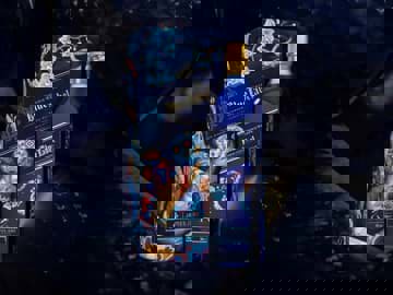 Johnnie Walker Blue Label Year of the Snake – Khởi Đầu Hoàn Hảo Cho Năm Mới