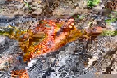 Hướng dẫn làm món Gà nướng than hoa