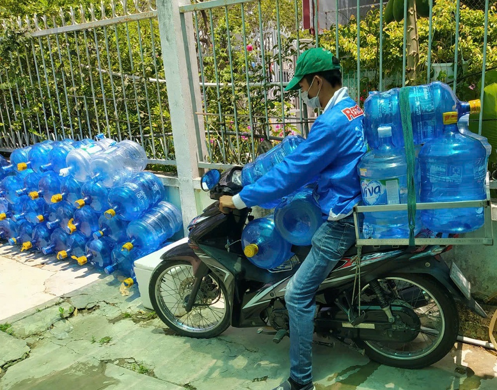 Câu chuyện nhân duyên của Ân với nghề giao nước Câu chuyện nhân duyên của Ân với nghề giao nước