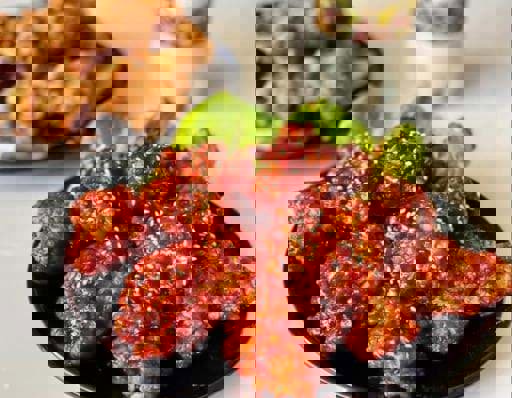 Cách làm món Gà rán kiểu Hàn Quốc (Yangnyeom Chicken) Cách làm món Gà rán kiểu Hàn Quốc (Yangnyeom Chicken)