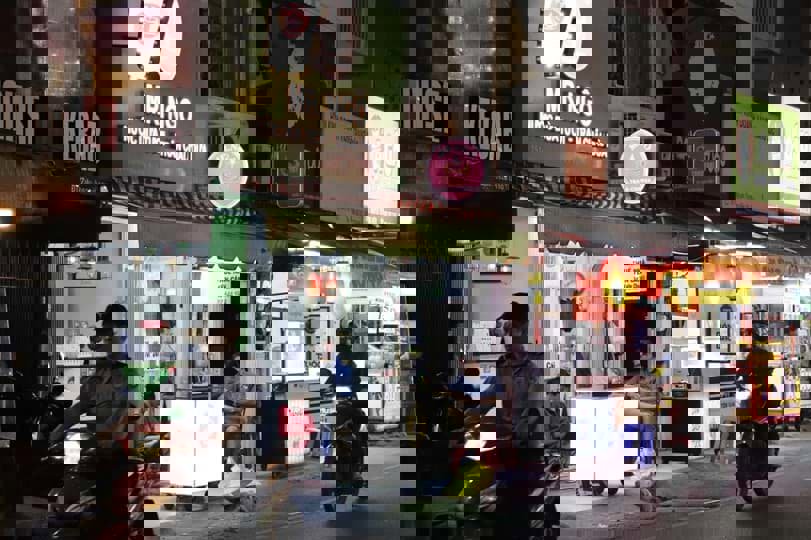 Tại Sao Phố Ẩm Thực Nguyễn Thượng Hiền Thất Bại?