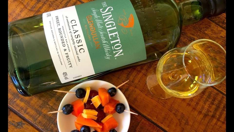 The Singleton of Glendullan Classic: Tinh Hoa Whisky Speyside, Đậm Đà Hương Vị Trái Cây The Singleton of Glendullan Classic: Tinh Hoa Whisky Speyside, Đậm Đà Hương Vị Trái Cây