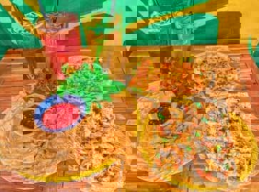 Khám Phá Bánh Tráng Nướng – Món Ngon Đậm Đà Hương Vị Đường Phố