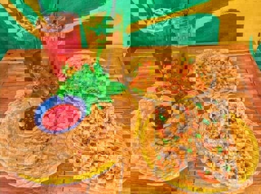 Khám Phá Bánh Tráng Nướng – Món Ngon Đậm Đà Hương Vị Đường Phố Khám Phá Bánh Tráng Nướng – Món Ngon Đậm Đà Hương Vị Đường Phố