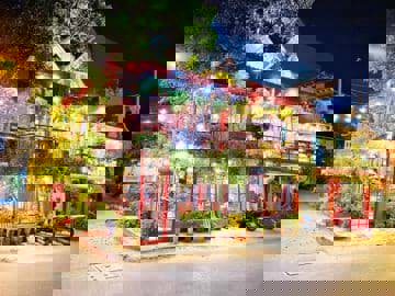 Bonjour Cafe the Art