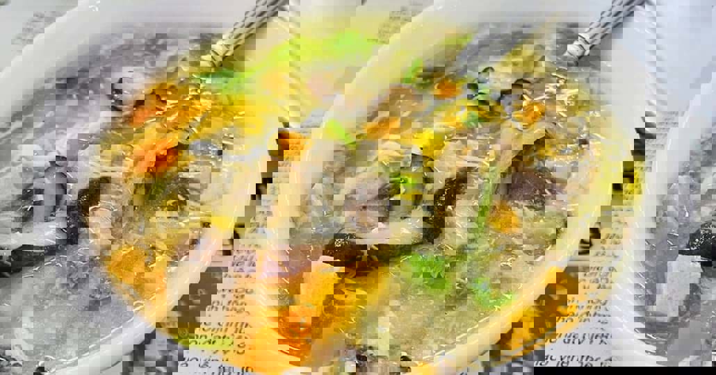 Hướng dẫn làm món Súp Gà Nấm