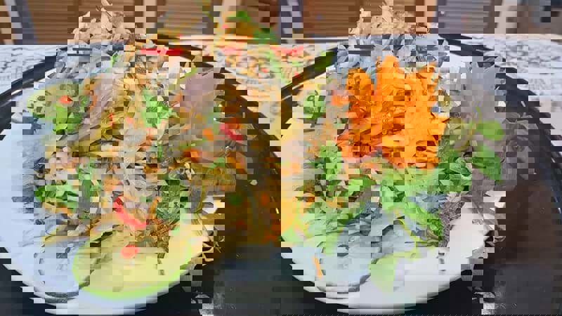 Hướng dẫn làm món Gỏi Gà Xé Phay Hướng dẫn làm món Gỏi Gà Xé Phay