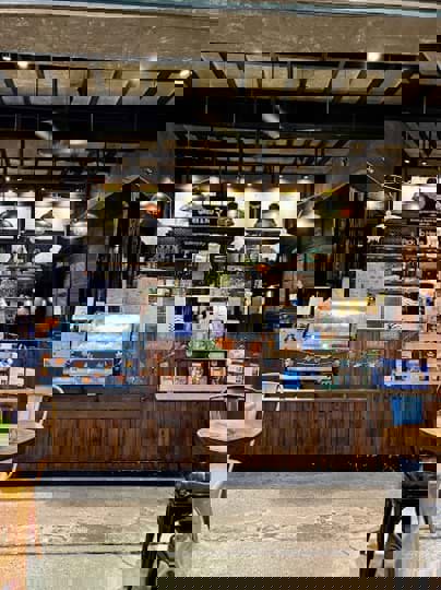 Dolphy Café - 113 Dương Văn An, Quận 2