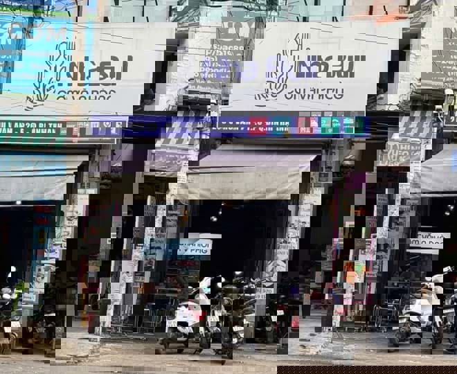 Giới thiệu về quán Cơm Văn Phòng Nhà Bull