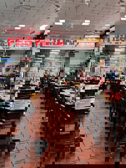 Phở Phú Gia - 59 Vũ Tông Phan, An Phú, Quận 2  - Phở ngon nức tiếng