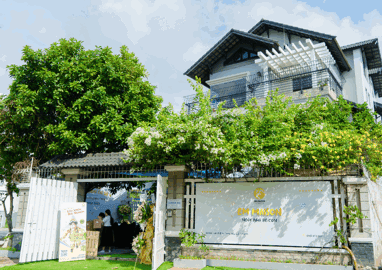 Trường mầm non Em Maison - Ngôi nhà Bé con - 60 Bát Nàn, Bình Trưng Tây, Q2