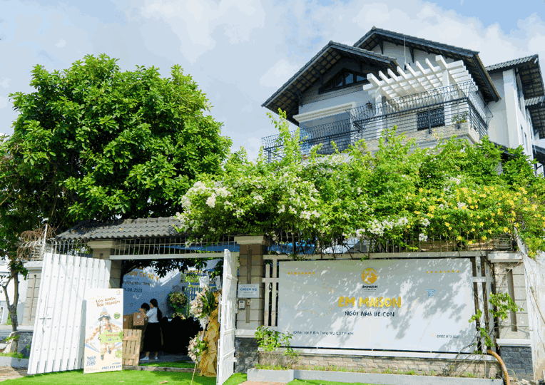 Trường mầm non Em Maison - Ngôi nhà Bé con - 60 Bát Nàn, Bình Trưng Tây, Q2