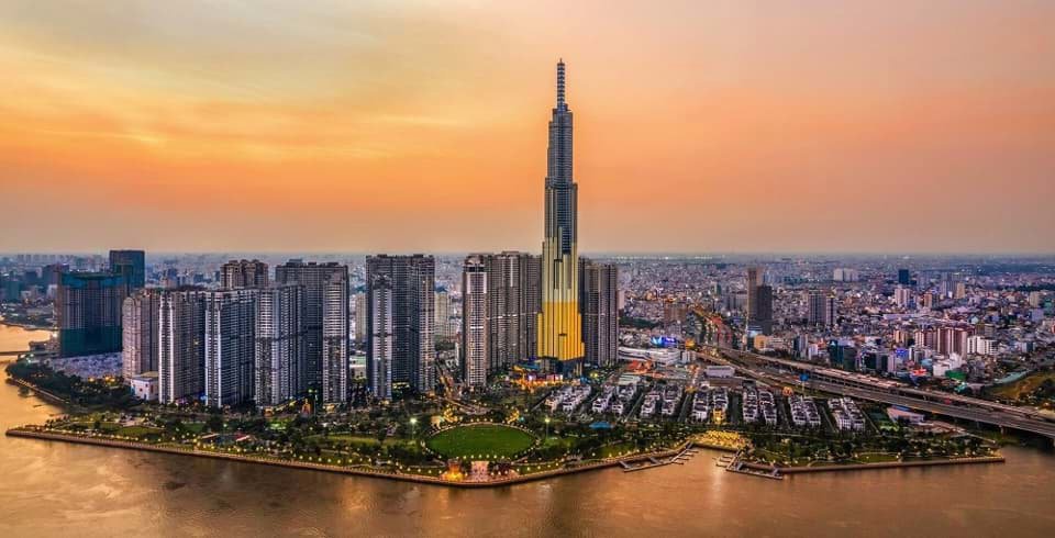 Con Người Sài Gòn: Hào Sảng, Năng Động và Đầy Sức Hút Con Người Sài Gòn: Hào Sảng, Năng Động và Đầy Sức Hút