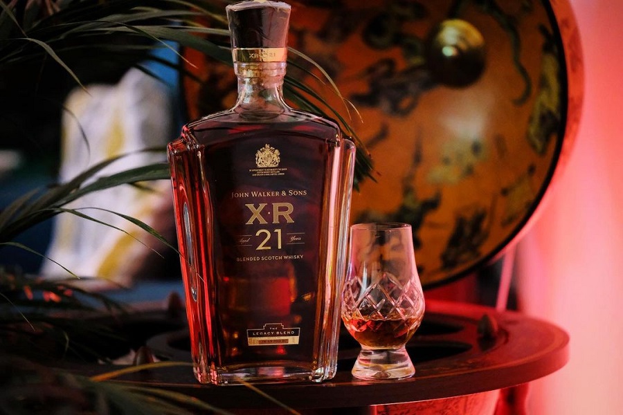 John Walker & Sons XR 21 Year Old là món quà lý tưởng để tạo ấn tượng sâu sắc và tinh tế