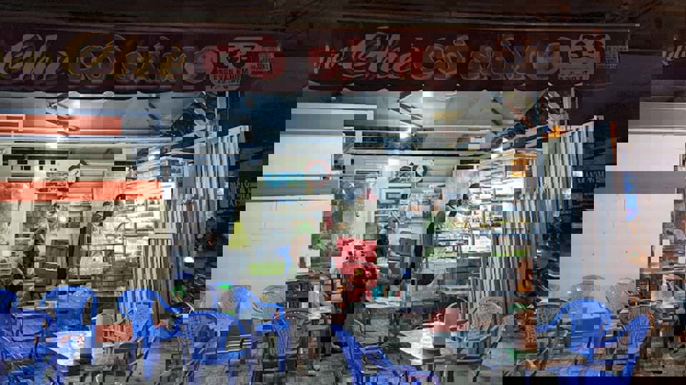 Khám Phá Quán Chè Cô Sâm – Thiên Đường Chè Ngon, Giá Sinh Viên Tại Bình Thạnh