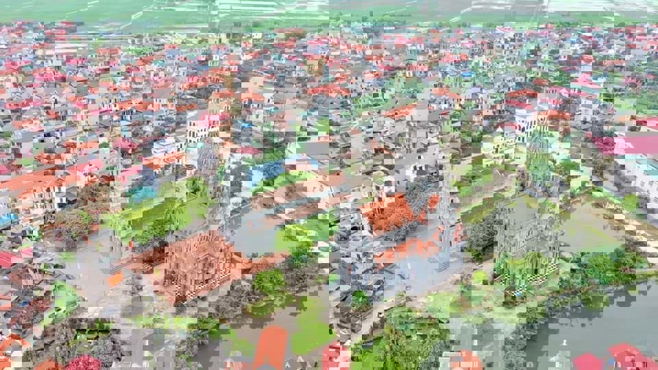 Tiểu sử về Thánh tử đạo Phanxicô Xaviê Nguyễn Cần? Tiểu sử về Thánh tử đạo Phanxicô Xaviê Nguyễn Cần?