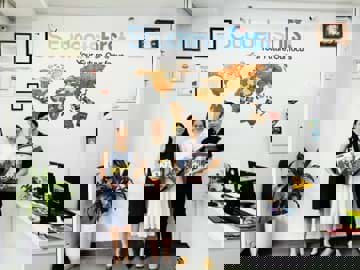 Công ty TNHH Students first