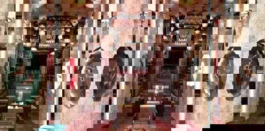 Công ty TNHH Phong Thủy Tinh Lâm